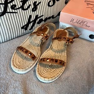 Wild Pair Sandals size 10M